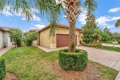 4487 Beauty Leaf Cir, Vero Beach, FL, 32967-7620 | Card Image