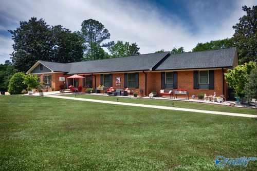 912 Buchanan St, Scottsboro, AL, 35768-2724 | Card Image
