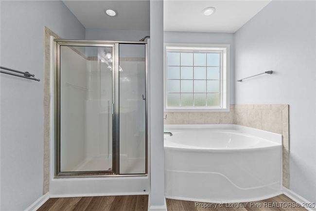 324 New Castle Ln, House other with 3 bedrooms, 3 bathrooms and null parking in Spring Lake NC | Image 24