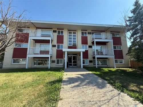 3-1811 8th Ave N, Regina, SK, S4R0G5 | Card Image