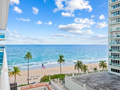 609 - 3430 Galt Ocean Dr, Condo with 2 bedrooms, 2 bathrooms and null parking in Fort Lauderdale FL | Image 1