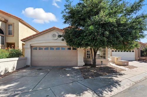 330 W Le Marche Ave, Phoenix, AZ, 85023-7428 | Card Image