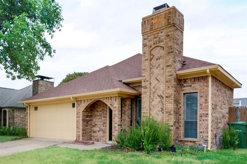 2929 Big Oaks Dr, Garland, TX, 75044-6921 | Card Image
