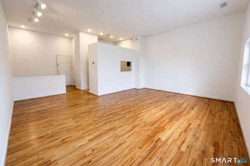 114 Huckleberry Hill Rd, Avon, CT, 06001-3153 | Card Image