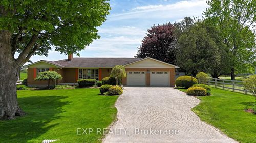 1265 Gladstone Dr, Mossley, ON, N0L1V0 | Card Image