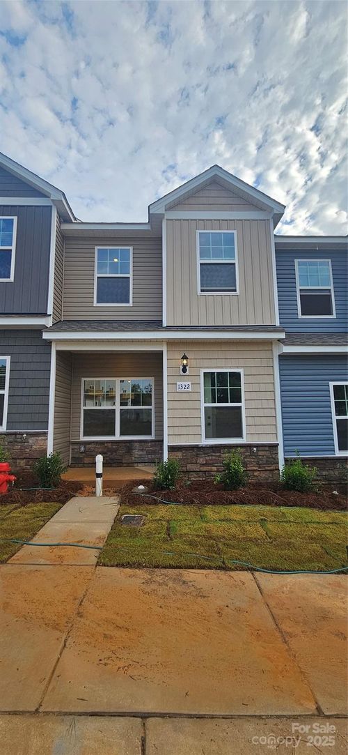 1322 Principal Featherstone Ave, Gastonia, NC, 28052-1513 | Card Image