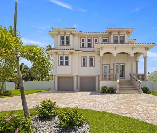 3141 Hibiscus Dr W, BELLEAIR BEACH, FL, 33786-3627 | Card Image