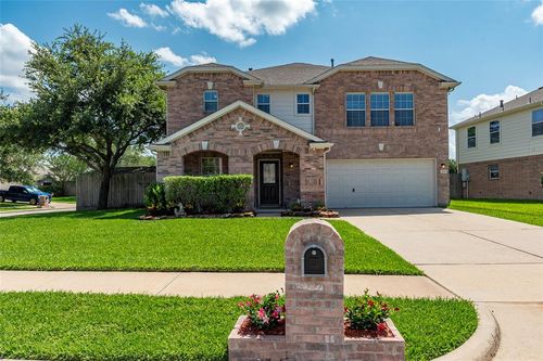 3803 Shiloh Park Ct, Friendswood, TX, 77546-2033 | Card Image