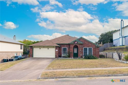405 Juniper Cir, Copperas Cove, TX, 76522-3062 | Card Image