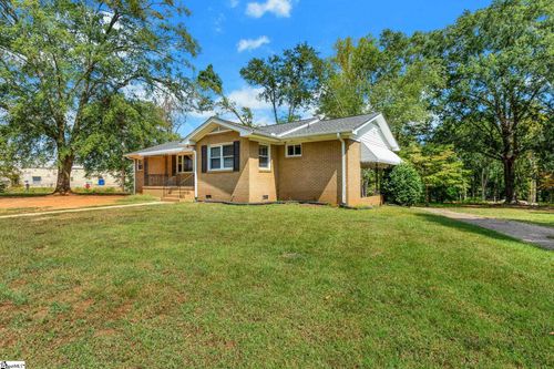301 Crestwood Dr, Mauldin, SC, 29662-2543 | Card Image