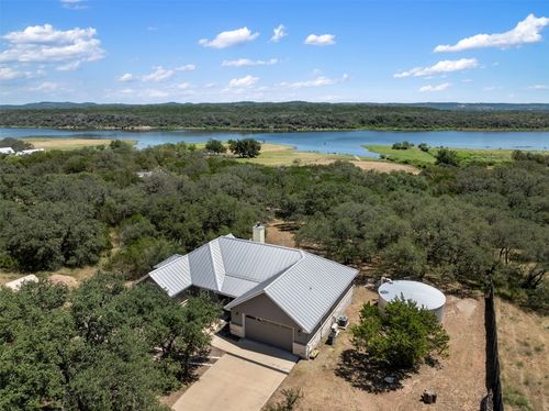 133 South Cv, Spicewood, TX, 78669-4207 | Card Image