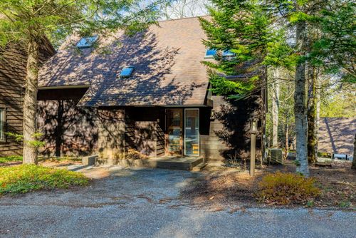 9-9 Pond View Rd, Winhall, VT, 05340 | Card Image