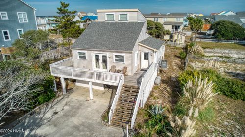 204 Oyster Ln, N Topsail Beach, NC, 28460-9542 | Card Image