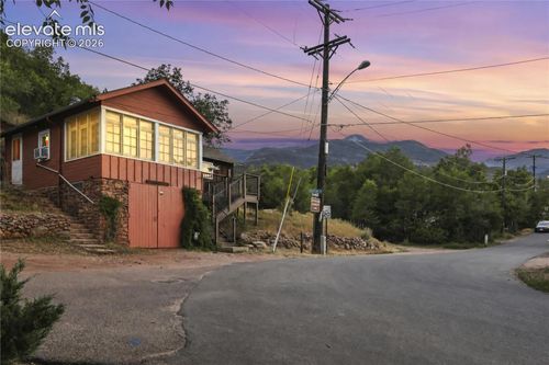 233 Plainview Pl, Manitou Springs, CO, 80829-2513 | Card Image