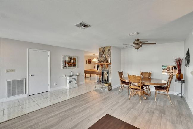 6530 Manila Palm Way, House other with 4 bedrooms, 2 bathrooms and null parking in APOLLO BEACH FL | Image 15
