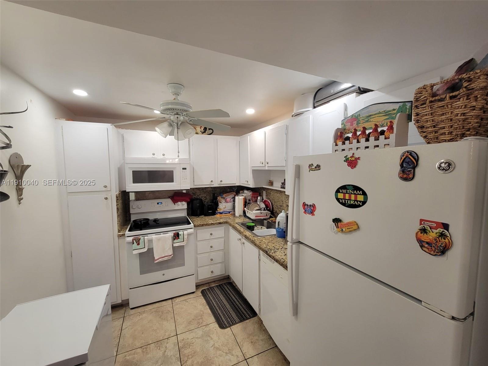 Residential in Pembroke Pines 5