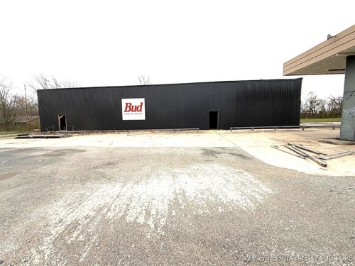 18960 Hwy 169 Highway, Henryetta, OK, 74437 | Card Image