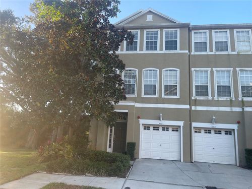 3002 Pointeview Dr, TAMPA, FL, 33611-5344 | Card Image