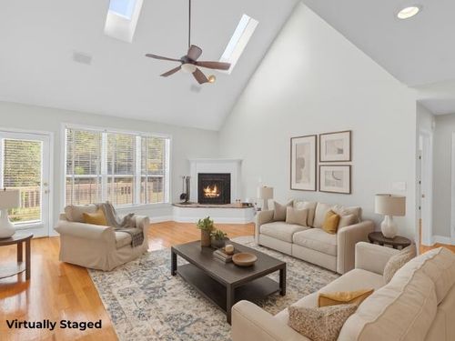 250 Thornberg Dr, TALLAHASSEE, FL, 32312-4537 | Card Image