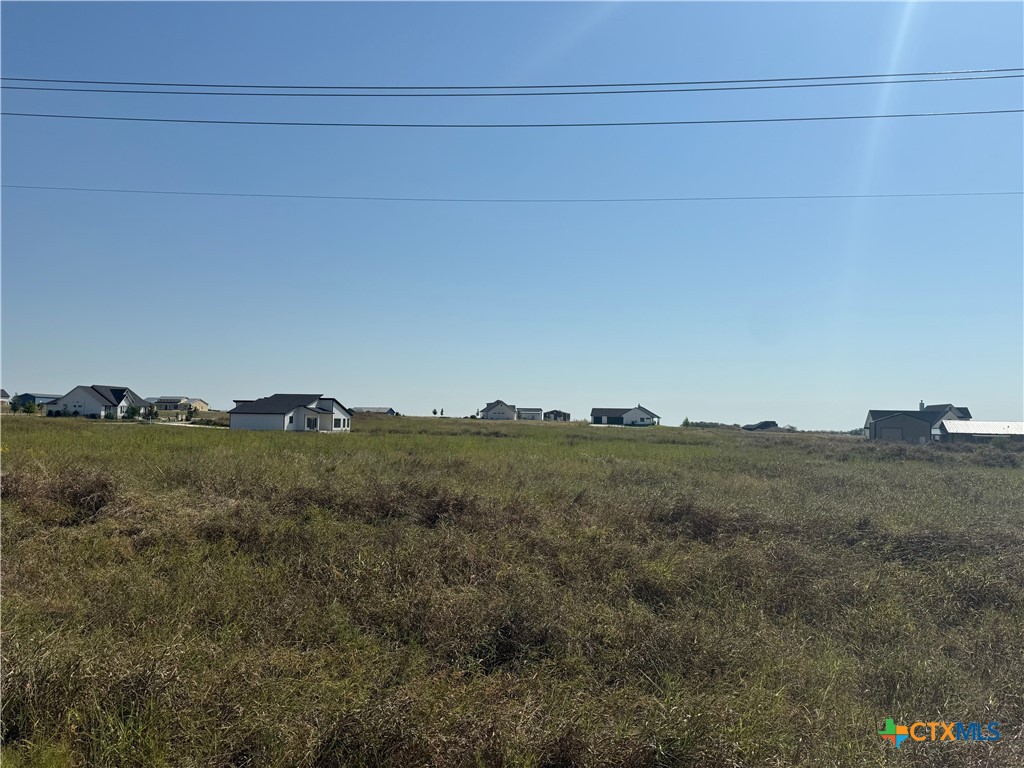 Land in Salado 4