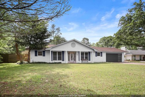 1056 E Lakeview Dr, Baton Rouge, LA, 70810 | Card Image