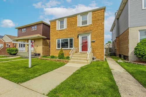5227 Neenah Ave, Chicago, IL, 60638-1205 | Card Image
