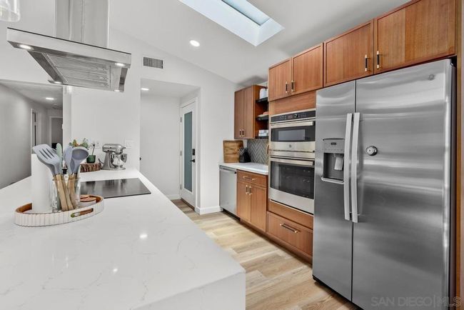 9542 Larrabee Ave, House other with 3 bedrooms, 2 bathrooms and 4 parking in San Diego CA | Image 7