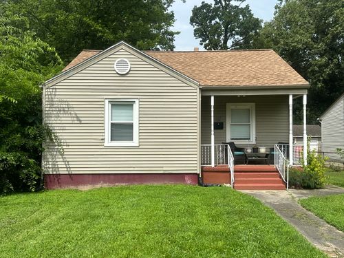 911 N 24th St, Paducah, KY, 42001-3029 | Card Image