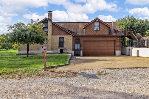 315 Richarz Dr, Fenton, MO, 63026-4511 | Card Image