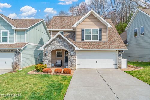 3124 Bakertown Station Way, Knoxville, TN, 37931-4071 | Card Image
