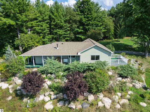 10311 Se Torch Lake Dr, Alden, MI, 49612 | Card Image