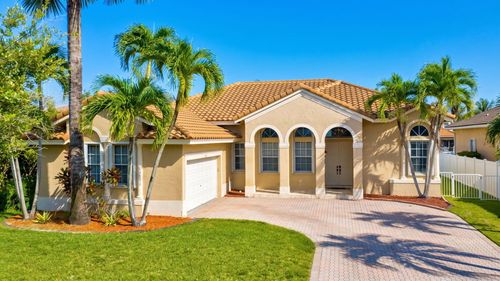 16483 Nw 12th St, Pembroke Pines, FL, 33028-1304 | Card Image