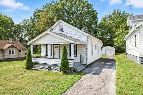 46 Matta Ave, Youngstown, OH, 44509-2622 | Card Image