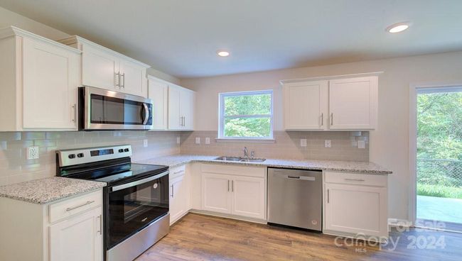 47 Virginia Commons Dr, Townhouse with 3 bedrooms, 3 bathrooms and null parking in Arden NC | Image 10
