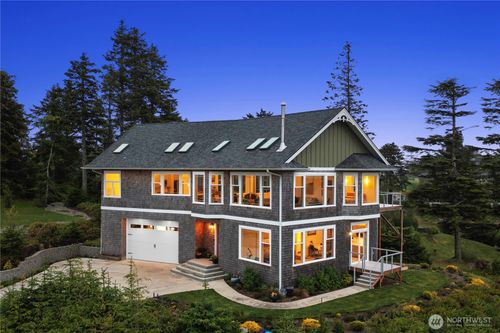 3030 Oceanview Ct, Ilwaco, WA, 98624 | Card Image