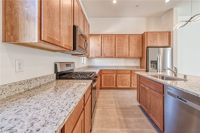 639 Grey Saker St, Townhouse with 4 bedrooms, 4 bathrooms and null parking in Las Vegas NV | Image 7