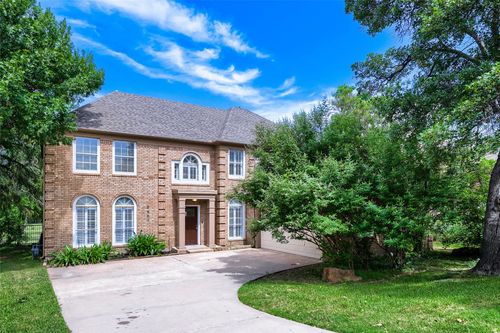 2803 Wyndham Ln, Richardson, TX, 75082-3127 | Card Image