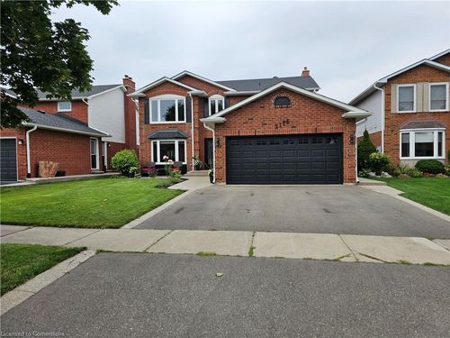 lower-2173 Charnwood Dr, Burlington, ON, L7M2X4 | Card Image