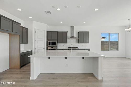 20093 W El Nido Ln, Litchfield Park, AZ, 85340-2469 | Card Image