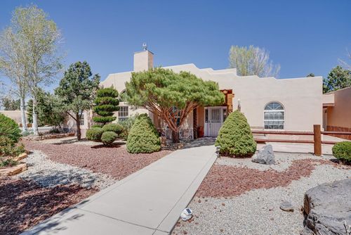 343 Sierra Vista Ln, Taos, NM, 87571-4118 | Card Image