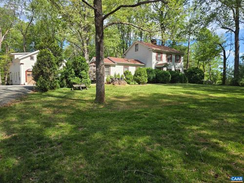 954 Old Lynchburg Rd, Charlottesville, VA, 22903-7809 | Card Image