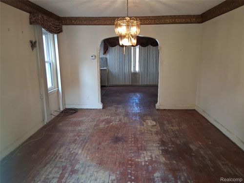 16565 Roselawn St, Detroit, MI, 48221-2959 | Card Image