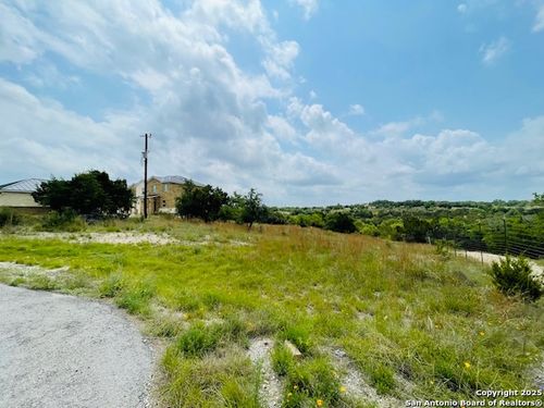 291 Stargrass, Spring Branch, TX, 78070-5036 | Card Image