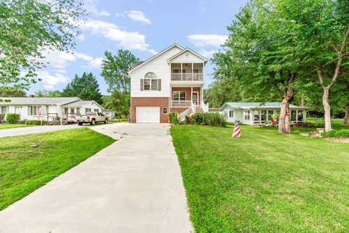 42161 Patuxent Dr, MECHANICSVILLE, MD, 20659-3787 | Card Image