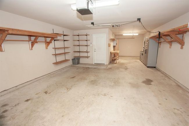 2211 Pearl Bay Ct, House other with 3 bedrooms, 2 bathrooms and 3 parking in Pearland TX | Image 24