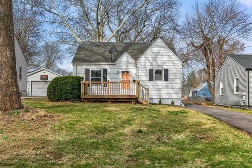 1734 45th St, Des Moines, IA, 50310-3017 | Card Image