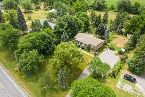 8456 9 Line, Norval, ON, L0P1K0 | Card Image