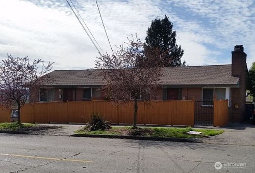 4903 3rd Ave Nw, Seattle, WA, 98107-3503 | Card Image