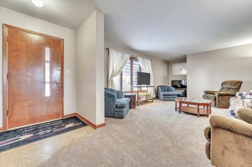 111 2nd Ave Sw, Fostoria, IA, 51340 | Card Image