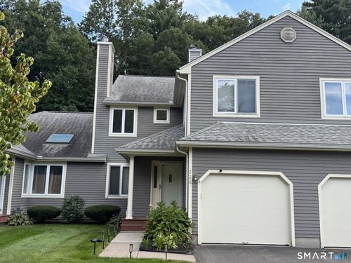 226-226 Castlewood Dr, Bloomfield, CT, 06002-1370 | Card Image